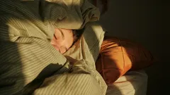 睡眠はジム通いよりも大切：夜の休息と減量をつなぐ意外な関係