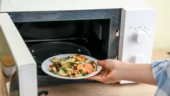 電子レンジは温めるだけじゃない:その真の実力とは?